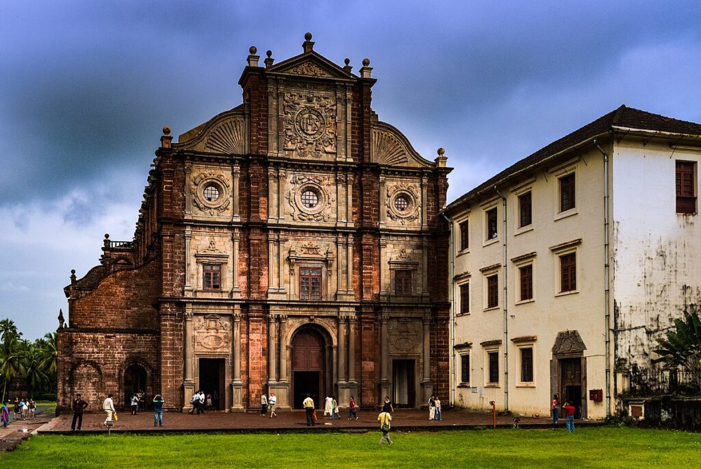 Stunning Midnight Masses at Historic Churches